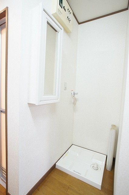 洗面設備　～洗濯機置き場～