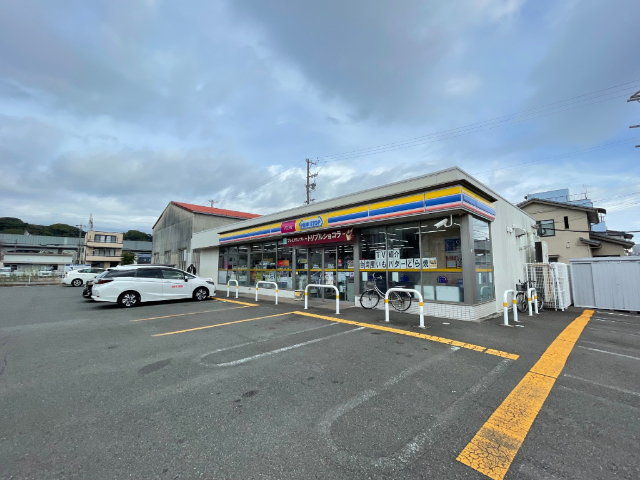 コンビニ　ミニストップ静岡豊原町店（コンビニ）まで350m