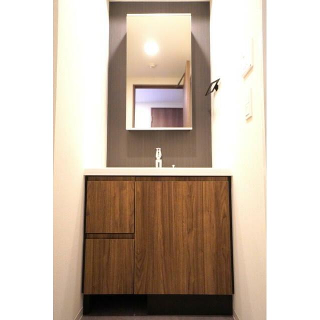 洗面設備　※写真は同タイプ住戸です。