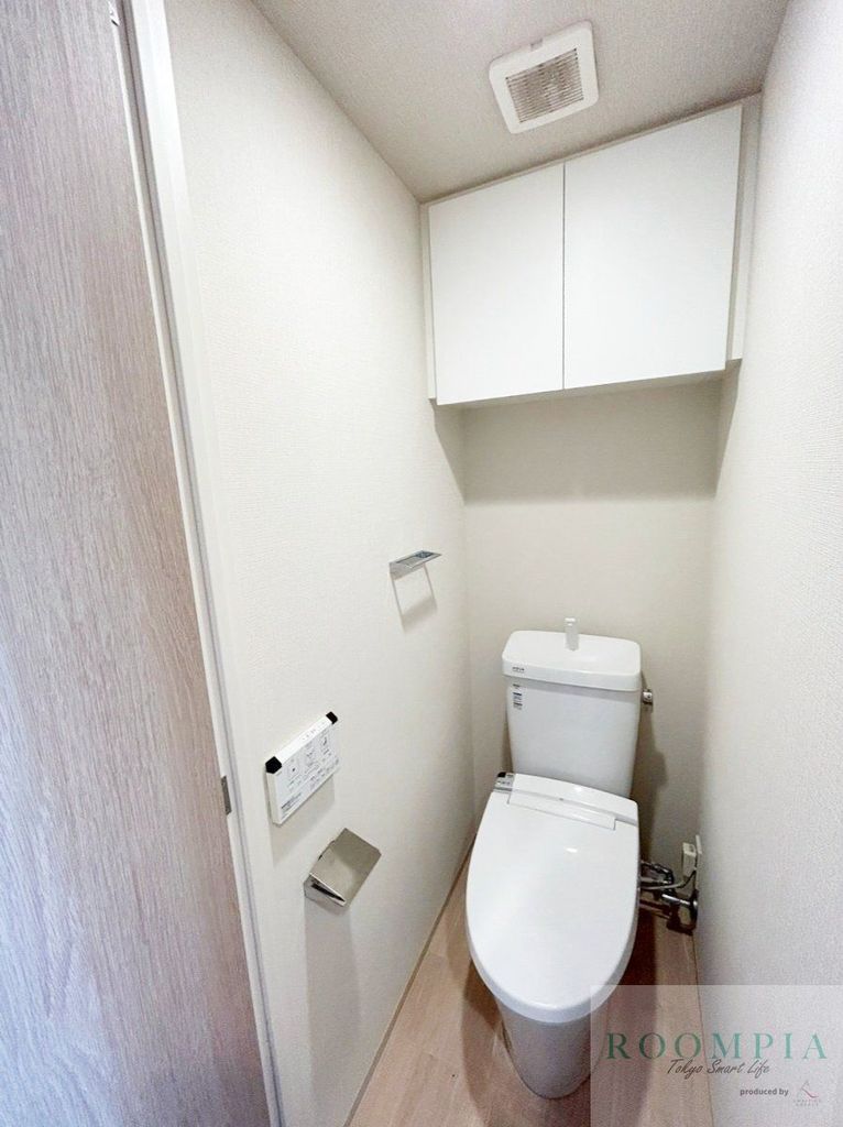 トイレ　※同タイプの別のお部屋です。