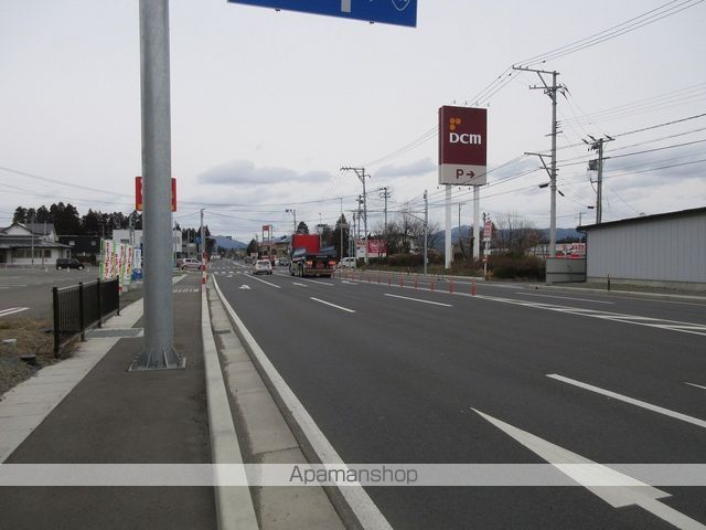 その他　周辺道路（その他）まで0m