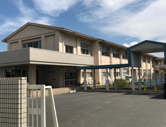 ＪＲ山陽本線 岡山駅 2階建 築36年の周辺写真