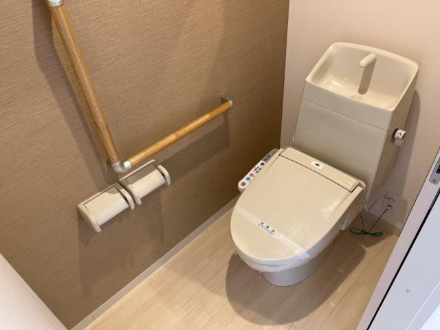トイレ　シャワー付トイレ