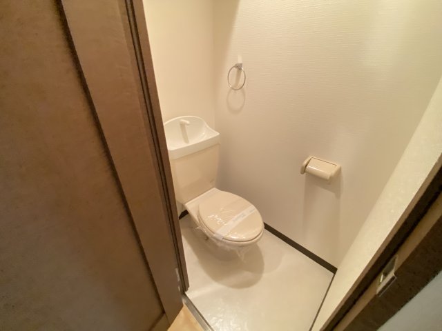 トイレ　落ち着いたトイレです