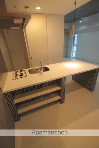 地下鉄中央線 堺筋本町駅 徒歩1分 14階建 築20年のキッチン写真