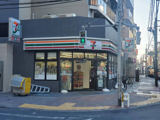 コンビニ　セブンイレブン西蒲田すずらん通り店（コンビニ）まで176m