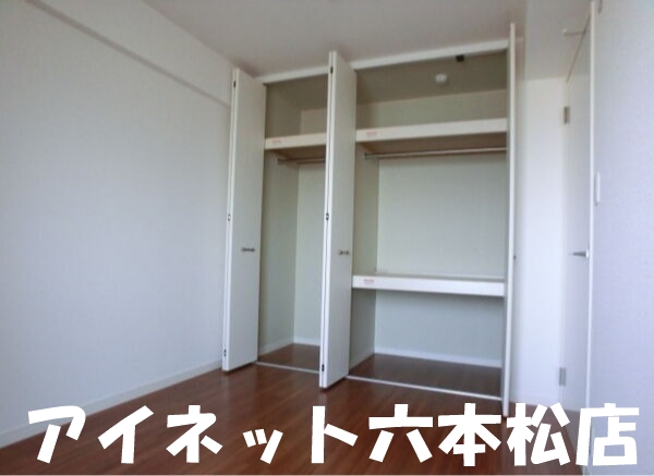 収納　収納もたっぷりでいいですね。