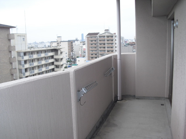 地下鉄千日前線 北巽駅 徒歩3分 10階建 築29年の内装写真