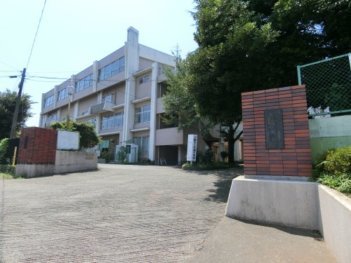 中学校　川越市立名細中学校（中学校）まで367m
