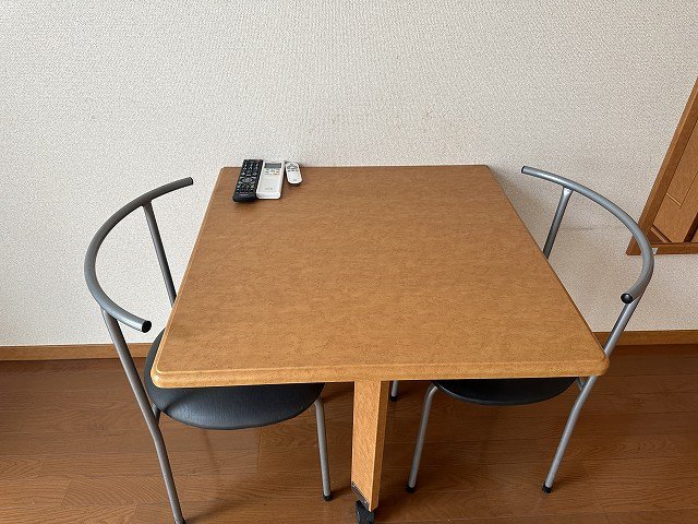 その他　家具家電はメーカー等が異なる場合がございます。