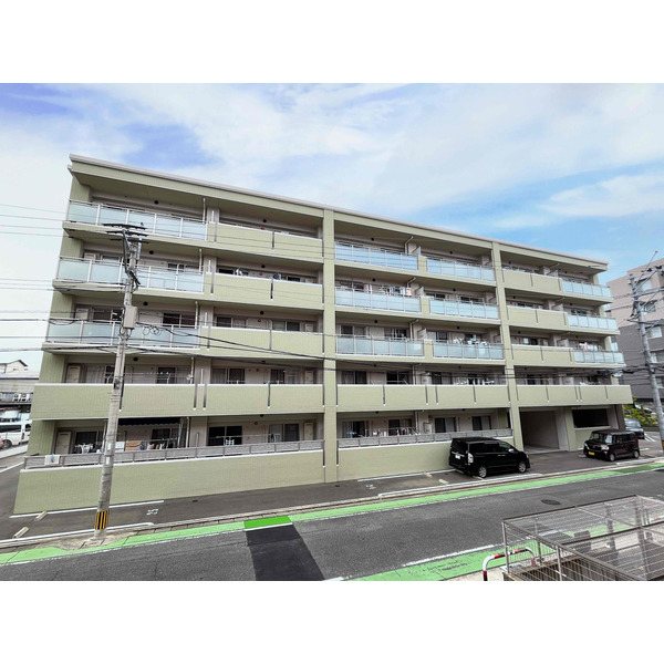 西鉄天神大牟田線 井尻駅 徒歩12分 築11年