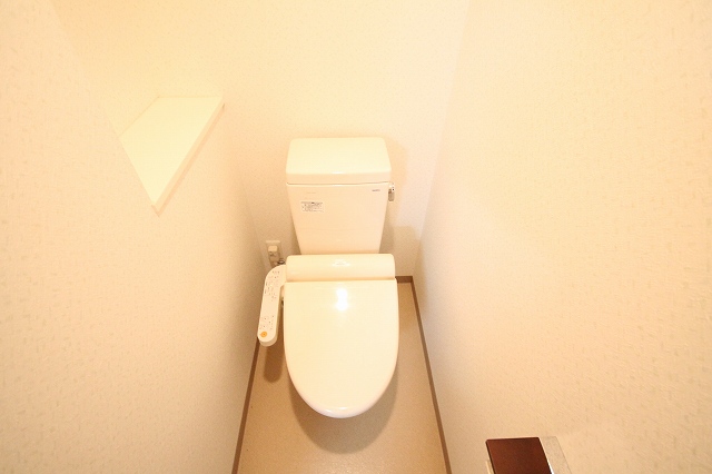 トイレ　ゆったりとした空間のトイレです