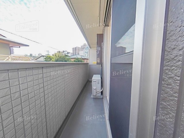 バルコニー　陽当たり良好なバルコニーです♪