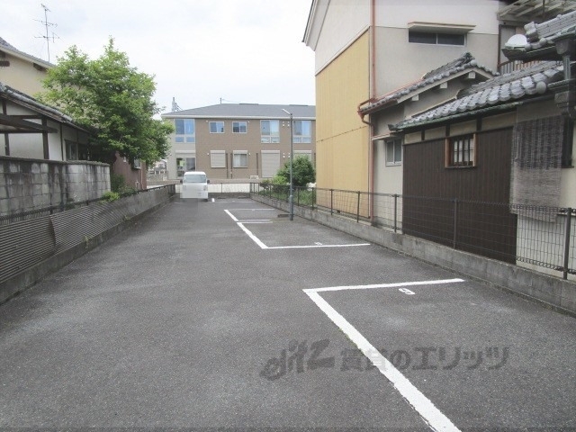 駐車場　１