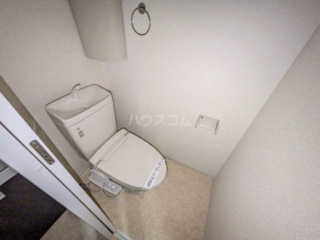 都営大江戸線 森下駅 徒歩5分 5階建 築10年のトイレ写真