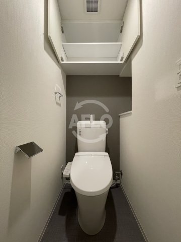トイレ　アーバネックス西本町　温水洗浄便座