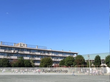 小学校　さいたま市立新開小学校（小学校）まで1381m