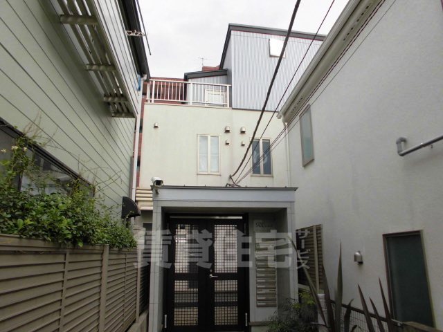 アクス上北沢アパートメンツの外観写真