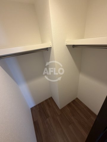 収納　ArtizA緑地公園　クローゼット