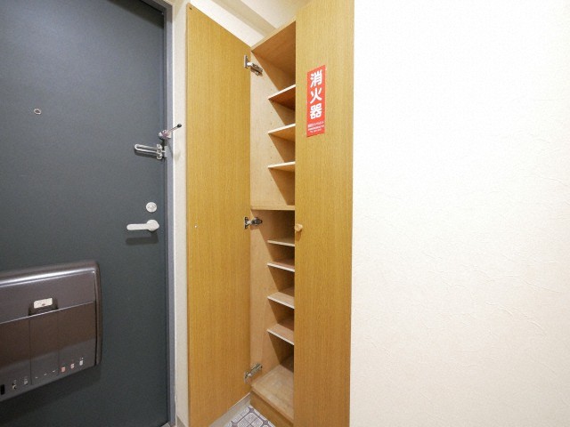 その他設備　シューズクローゼット付きです。