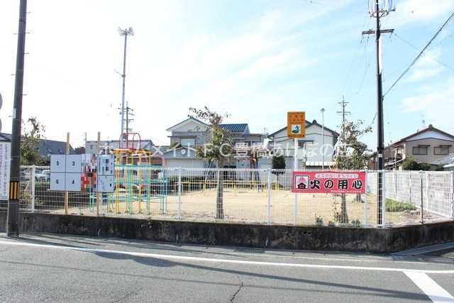 公園　前山ちびっ子広場（公園）まで496m