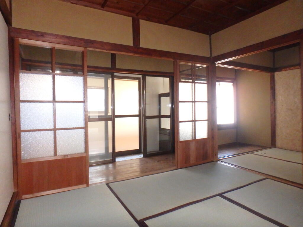 岬町多奈川平屋戸建の内装写真