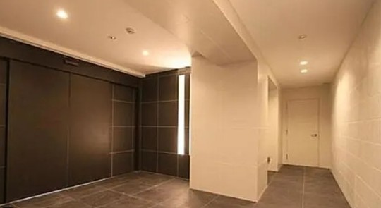 東京メトロ半蔵門線 清澄白河駅 徒歩10分 8階建 築13年の外観写真