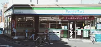 コンビニ　ファミリーマート 石神井銀座通り店（コンビニ）まで438m