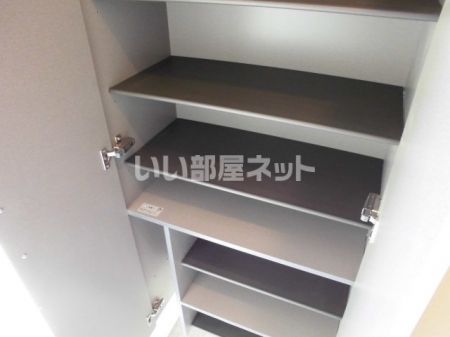 上越新幹線 本庄早稲田駅 徒歩18分 2階建 築9年の玄関写真