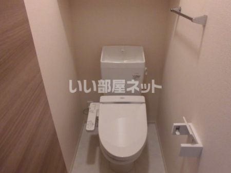 上越新幹線 本庄早稲田駅 徒歩18分 2階建 築9年のトイレ写真
