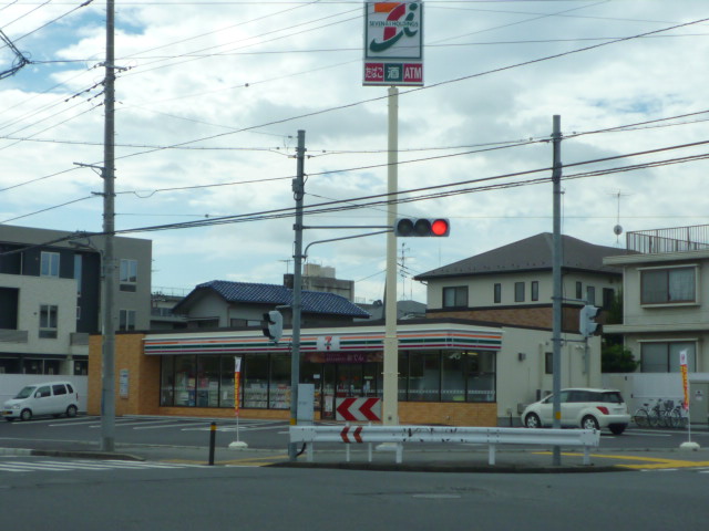 コンビニ　セブンイレブン　戸頭8丁目店（コンビニ）まで2353m