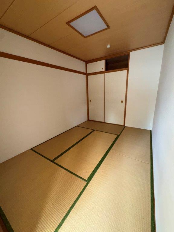 ヴィラベルヴューの居間写真