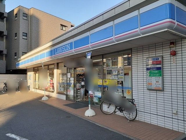 コンビニ　ローソン（コンビニ）まで245m