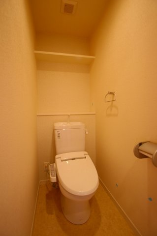 トイレ　トイレもきれいです