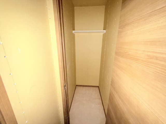 トイレ　工事中　同型タイプ写真