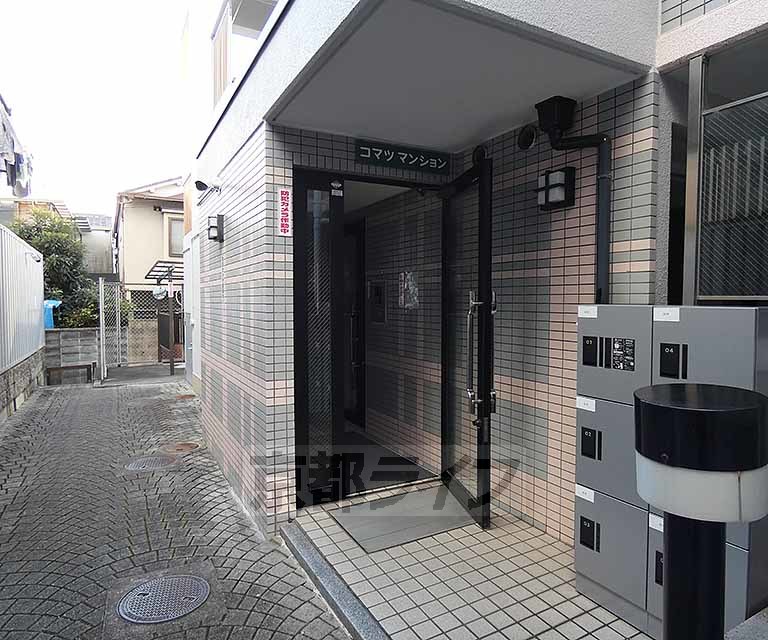 その他共有部分　建物入口です。
