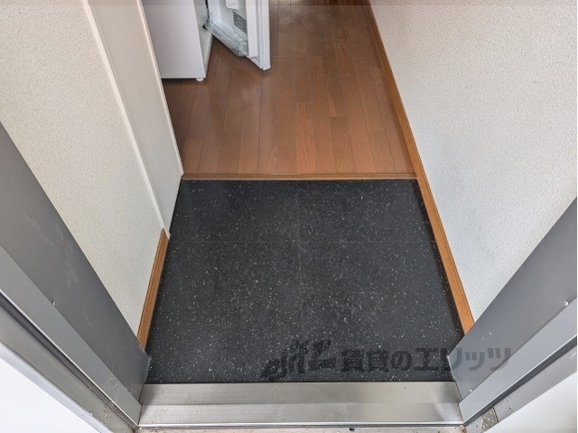 レオパレス高洋の玄関写真