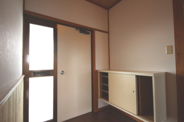 玄関　シンプルで使いやすい玄関です