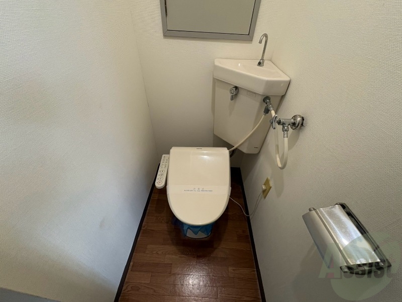 トイレ　トイレです。ウォシュレット付を探している方、おすすめです。