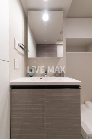 洗面設備　モデルルーム写真