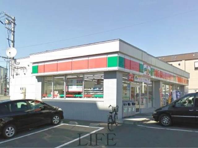 コンビニ　サンクス月寒東店（コンビニ）まで220m