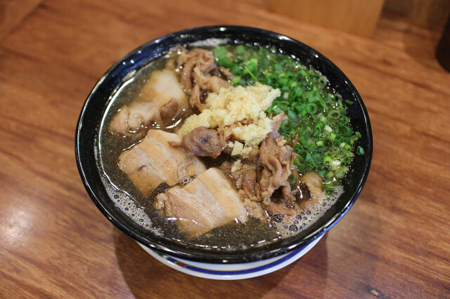 飲食店　肉うどん さんすけ（飲食店）まで181m