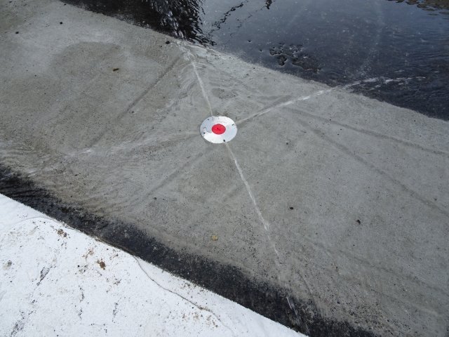 その他共有部分　融雪付き駐車場（イメージ）