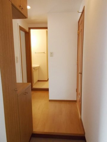 玄関　シンプルで使いやすい玄関です