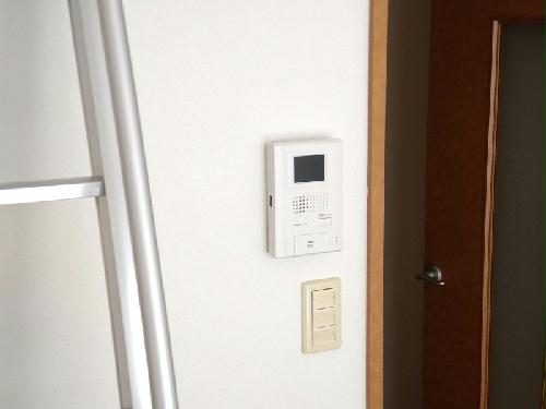 セキュリティ　モニターホン完備