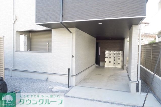 つくばエクスプレス 六町駅 徒歩11分 3階建 築1年の外観写真