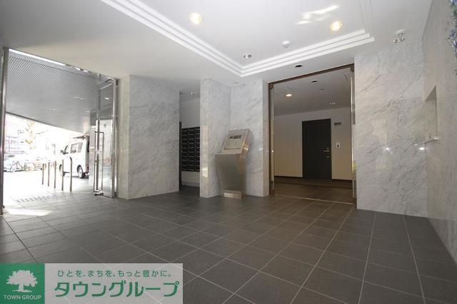 パークキューブ四谷三丁目の外観写真