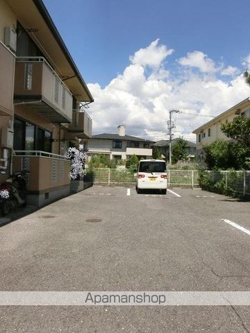 パールハイツの外観写真