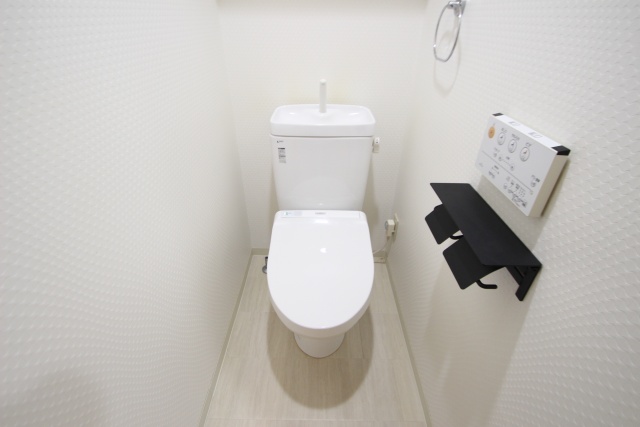 トイレ　※他の号室の参考写真です※