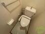 トイレ　こちらはトイレです。清潔感があり、安心して使用できます。